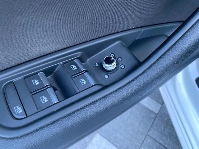 AUDI A4 usata, con Park Distance Control