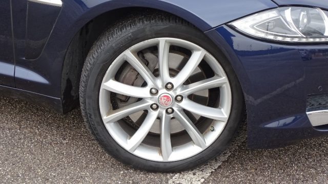 JAGUAR XF usata, con Lettore CD