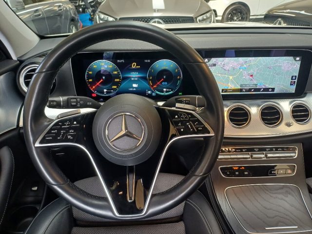MERCEDES-BENZ E 300 usata, con Cronologia tagliandi