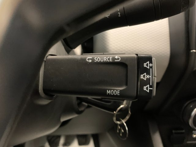 RENAULT Clio usata, con Park Distance Control