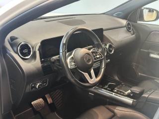 MERCEDES-BENZ GLA 200 usata, con Autoradio digitale