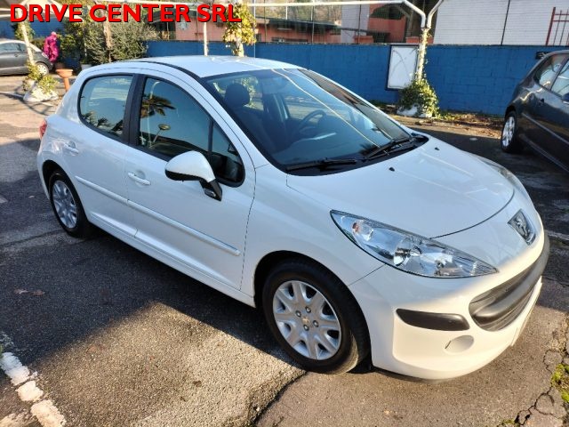 PEUGEOT 207 usata, con Autoradio