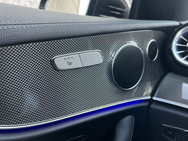 MERCEDES-BENZ E 220 usata, con Park Distance Control