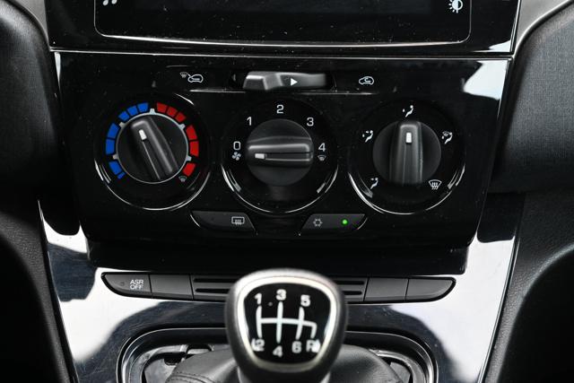 LANCIA Ypsilon usata, con Autoradio digitale