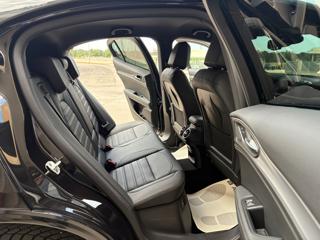 ALFA ROMEO Stelvio usata, con Controllo automatico clima