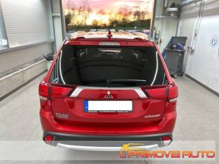 MITSUBISHI Outlander usata, con Climatizzatore