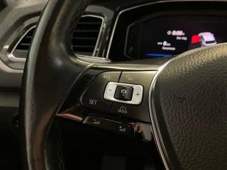 VOLKSWAGEN T-Roc usata, con Fari LED