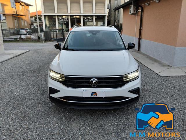 VOLKSWAGEN Tiguan usata, con Airbag