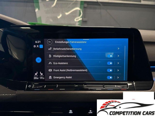 VOLKSWAGEN Golf usata, con Sensori di parcheggio posteriori