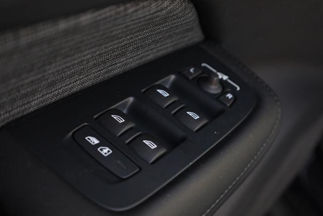 VOLVO V60 usata, con Controllo vocale