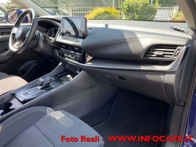 NISSAN Qashqai usata, con Controllo elettronico della corsia
