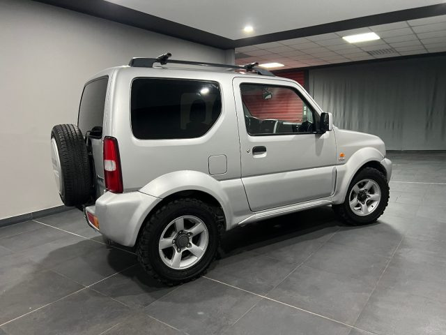 SUZUKI Jimny usata, con Cerchi in lega