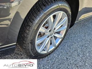 VOLKSWAGEN Passat Variant usata, con Park Distance Control