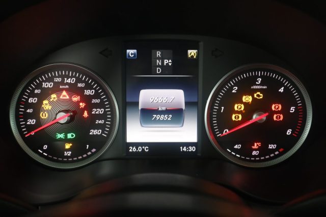 MERCEDES-BENZ CLA usata 6