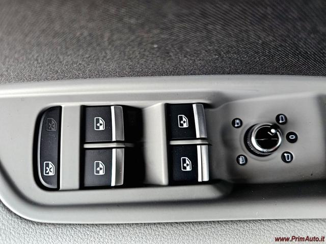 AUDI A4 usata, con USB