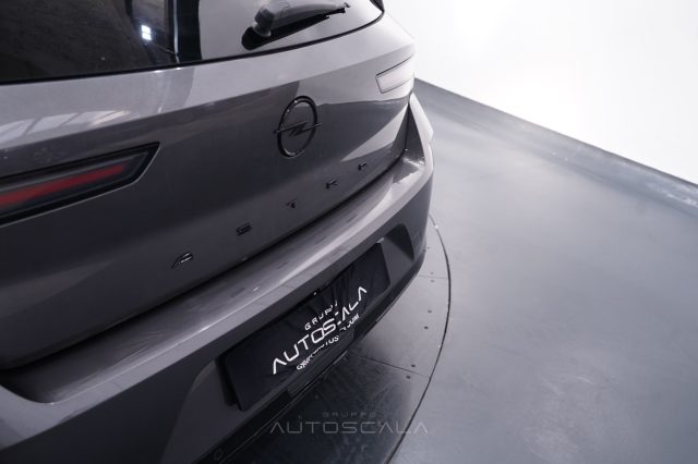 OPEL Astra usata, con Bluetooth