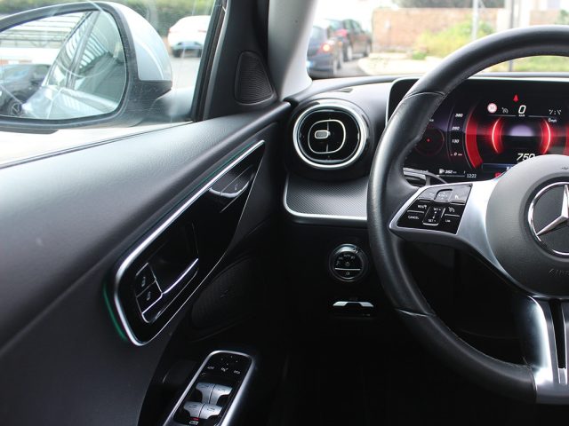 MERCEDES-BENZ C 200 usata, con Volante in pelle