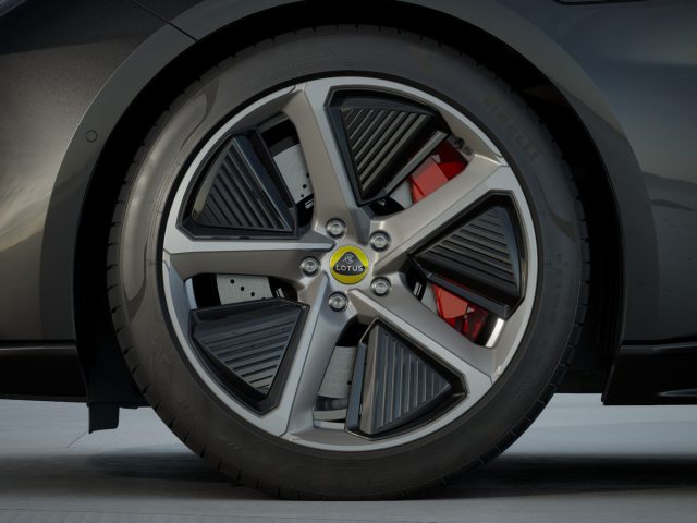 LOTUS Emeya usata, con Controllo trazione