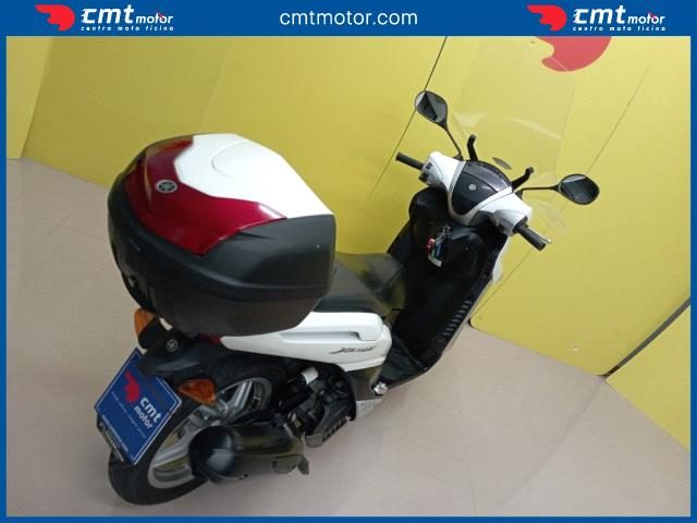 YAMAHA Xenter 150 usata 12