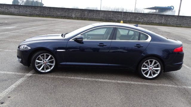 JAGUAR XF usata, con Airbag Passeggero