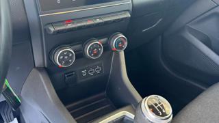 RENAULT Clio usata, con Interni in pelle