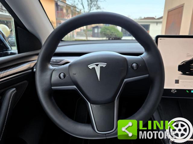 TESLA Model Y usata, con Chiusura centralizzata