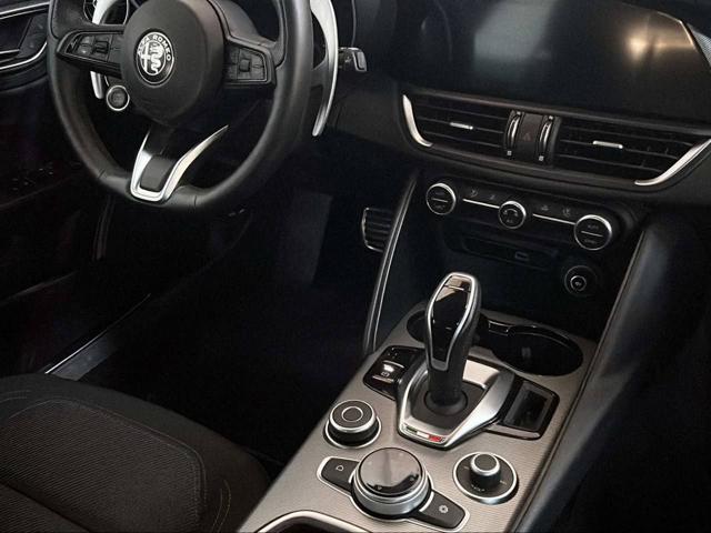 ALFA ROMEO Giulia usata, con Leve al volante