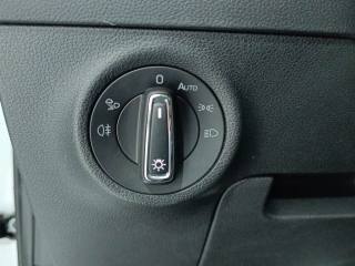 SKODA Karoq usata, con Bluetooth
