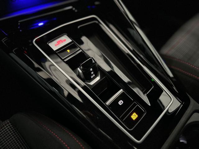 VOLKSWAGEN Golf usata, con Specchietti laterali elettrici