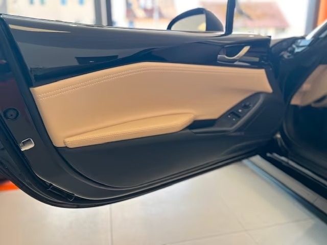 MAZDA MX-5 usata, con USB