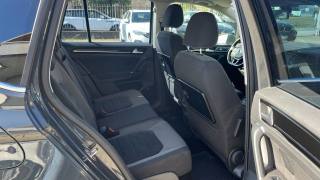 VOLKSWAGEN Golf Sportsvan usata, con Airbag testa
