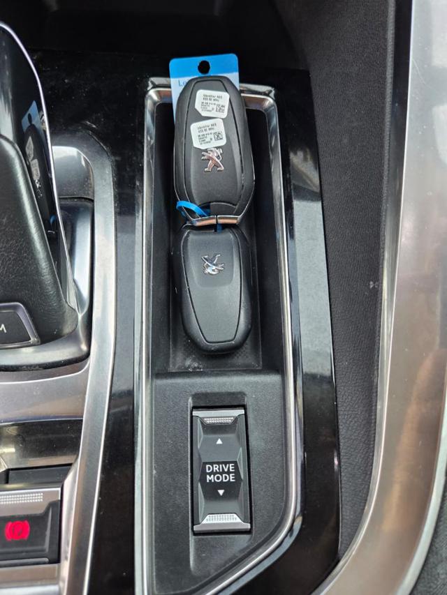 PEUGEOT 3008 usata, con Specchietti laterali elettrici