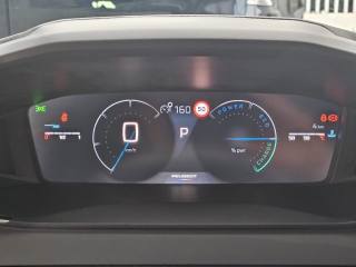 PEUGEOT 208 usata, con USB