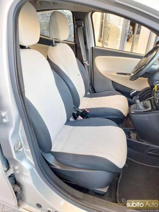LANCIA Ypsilon usata, con Servosterzo