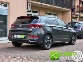 HYUNDAI i30 usata, con Luci diurne LED