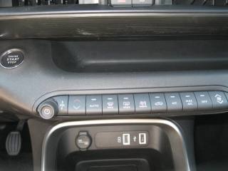 JEEP Avenger usata, con Volante multifunzione