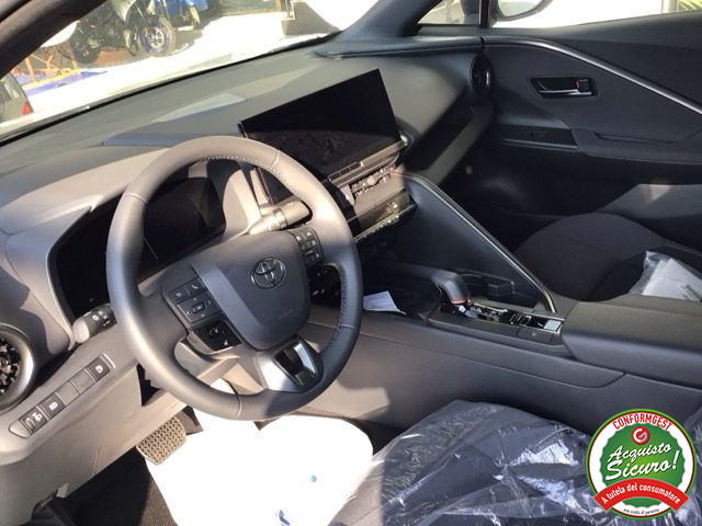 TOYOTA C-HR usata, con Airbag Passeggero