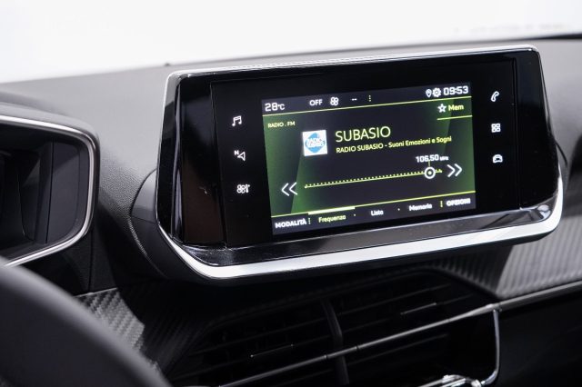PEUGEOT 2008 usata, con USB