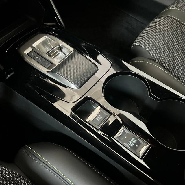 PEUGEOT 2008 usata, con Sedile posteriore sdoppiato