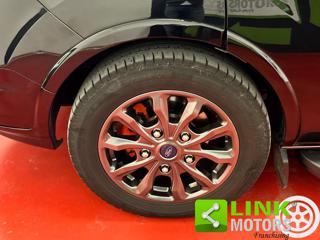 FORD Tourneo Custom usata 22