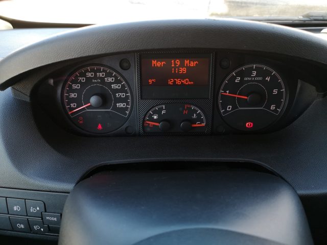 PEUGEOT Boxer usata, con Servosterzo