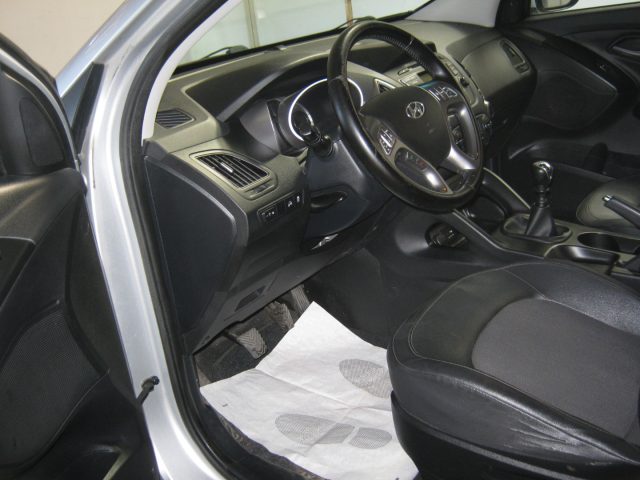 HYUNDAI iX35 usata, con Alzacristalli elettrici