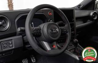 TOYOTA Yaris usata, con Boardcomputer