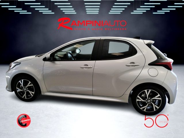 TOYOTA Yaris usata 10