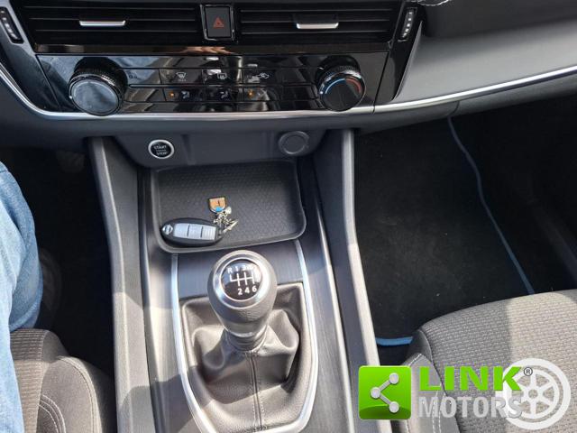 NISSAN Qashqai usata, con Luci diurne LED