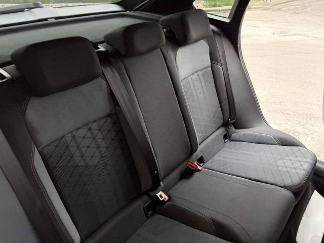 VOLKSWAGEN Taigo usata, con Tettuccio apribile