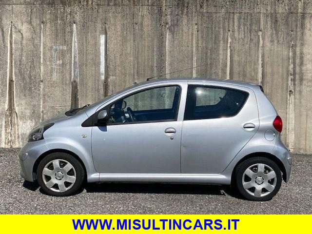 TOYOTA Aygo usata, con Alzacristalli elettrici