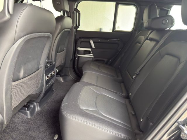 LAND ROVER Defender usata, con Airbag testa