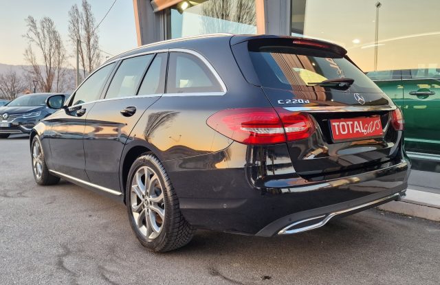 MERCEDES-BENZ C 220 usata, con Autoradio