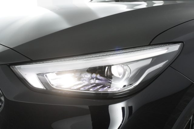 MG ZS usata 13